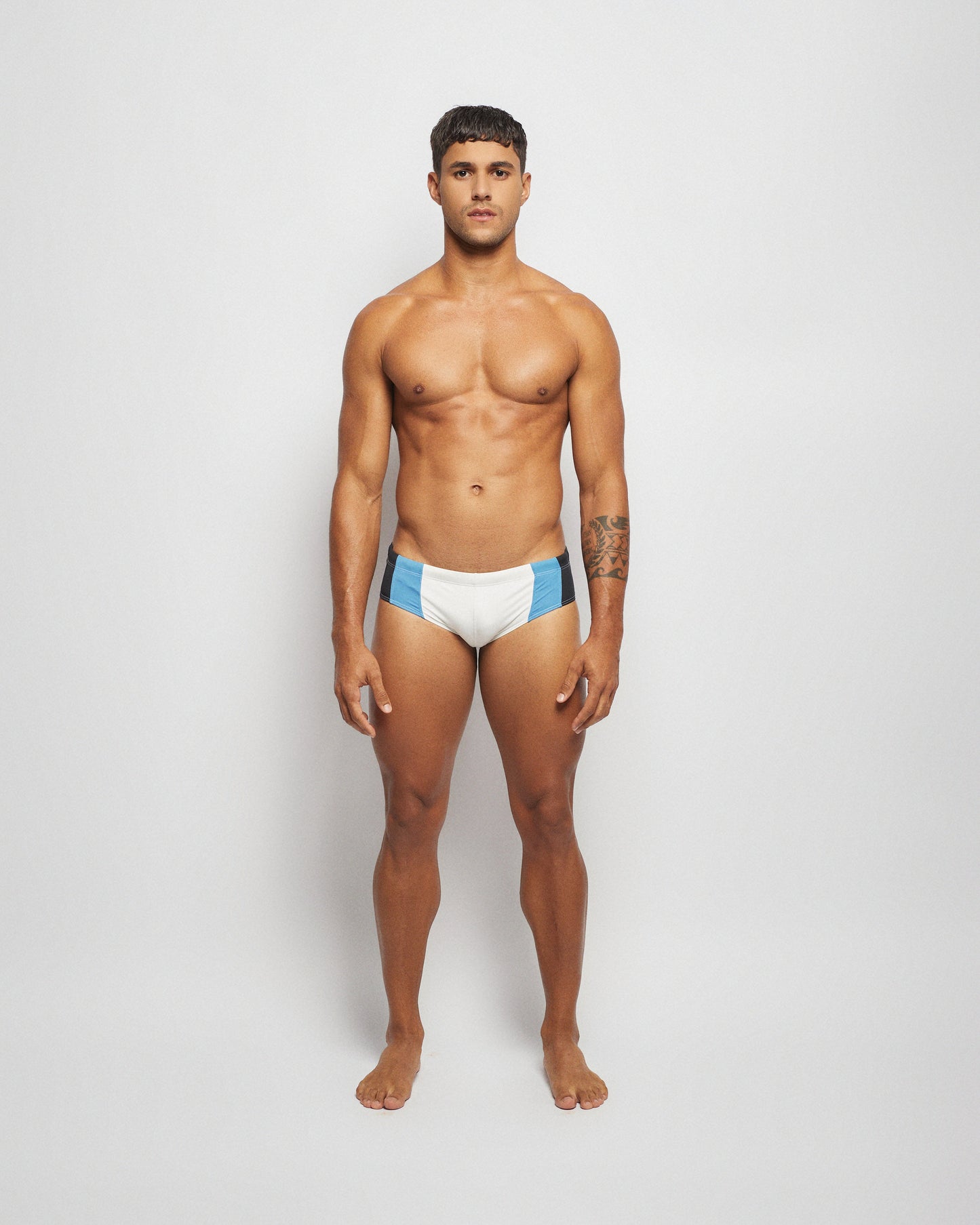 Swim Brief Slip Ouro Active