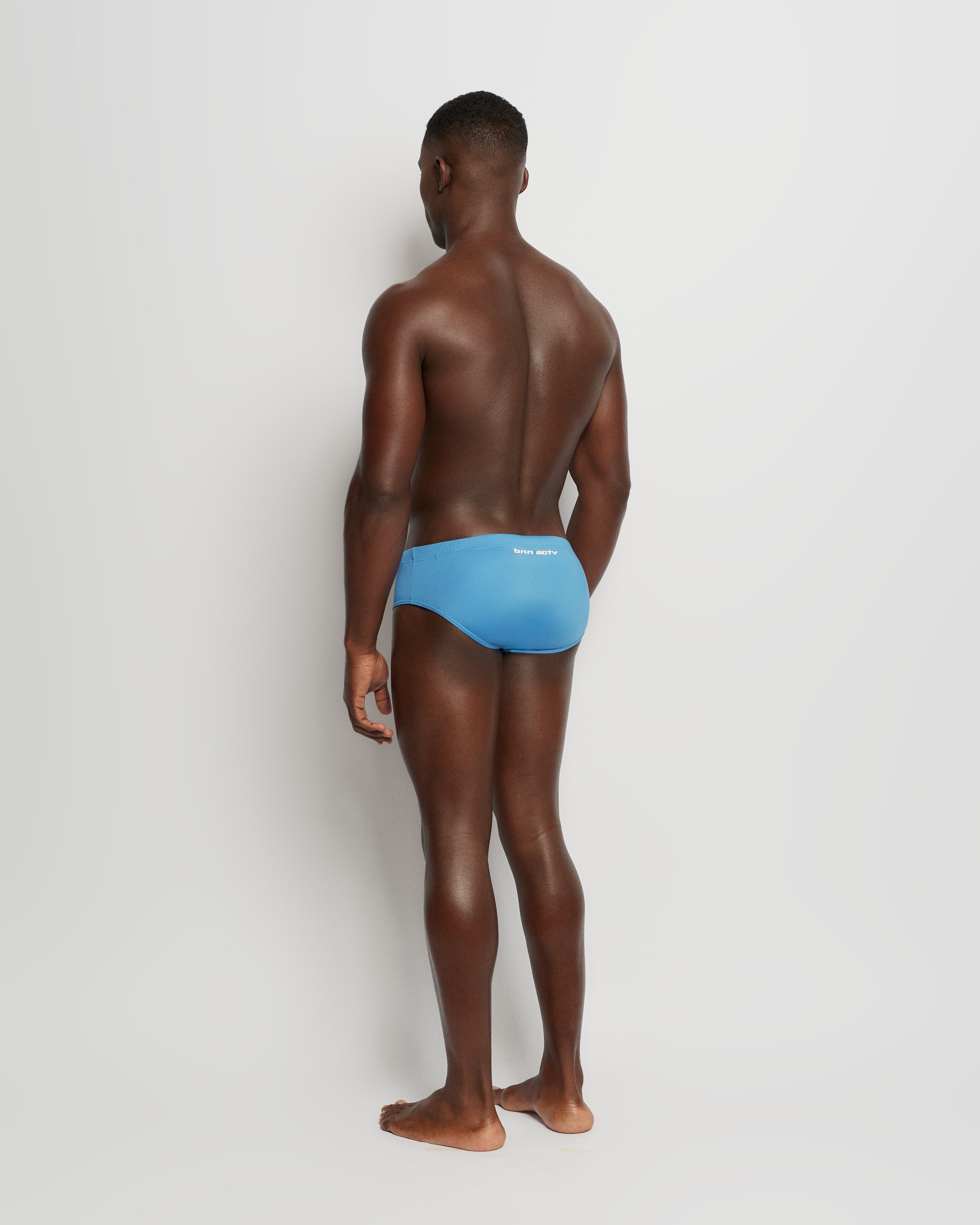 Swim Brief Slip Ouro Active
