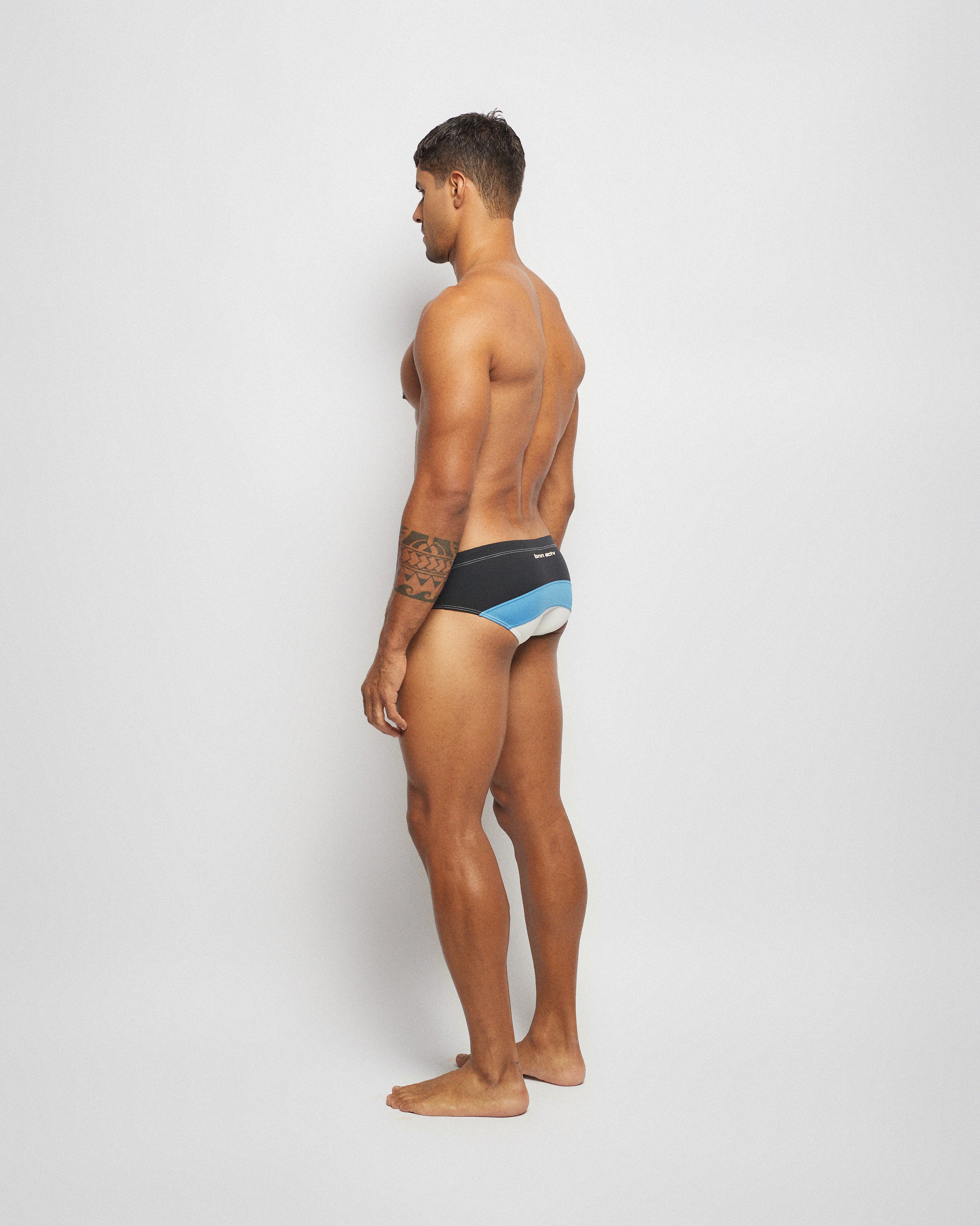 Swim Brief Slip Ouro Active