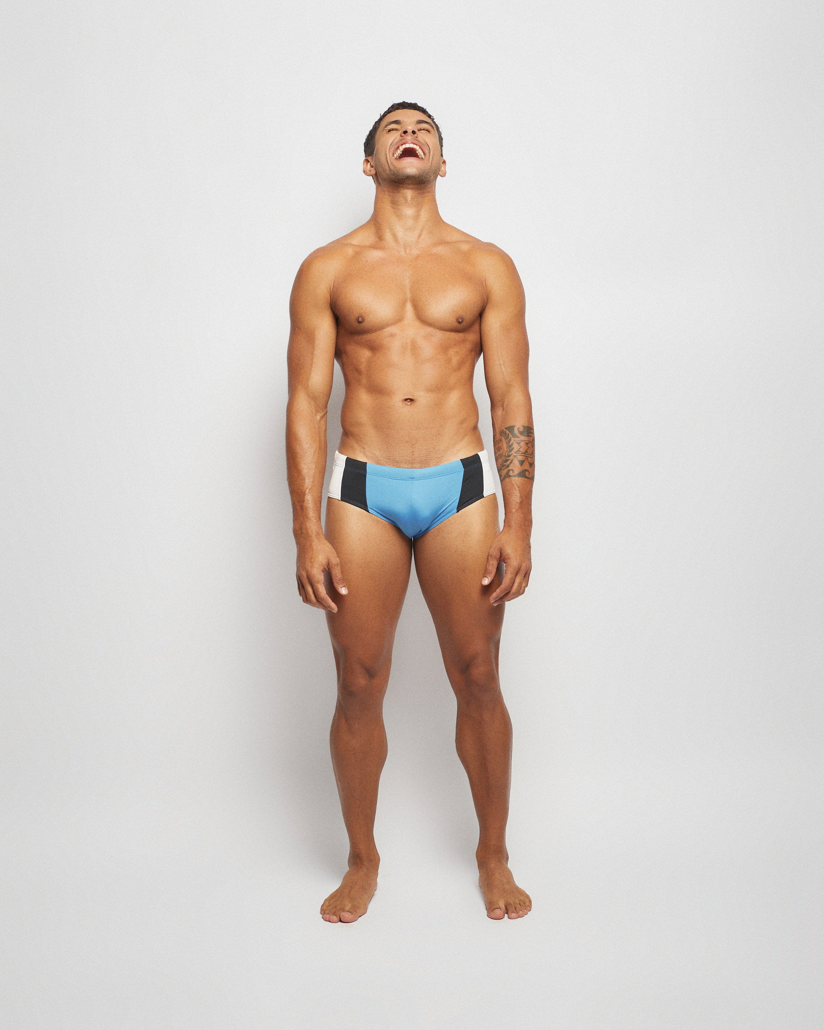 Swim Brief Slip Ouro Active