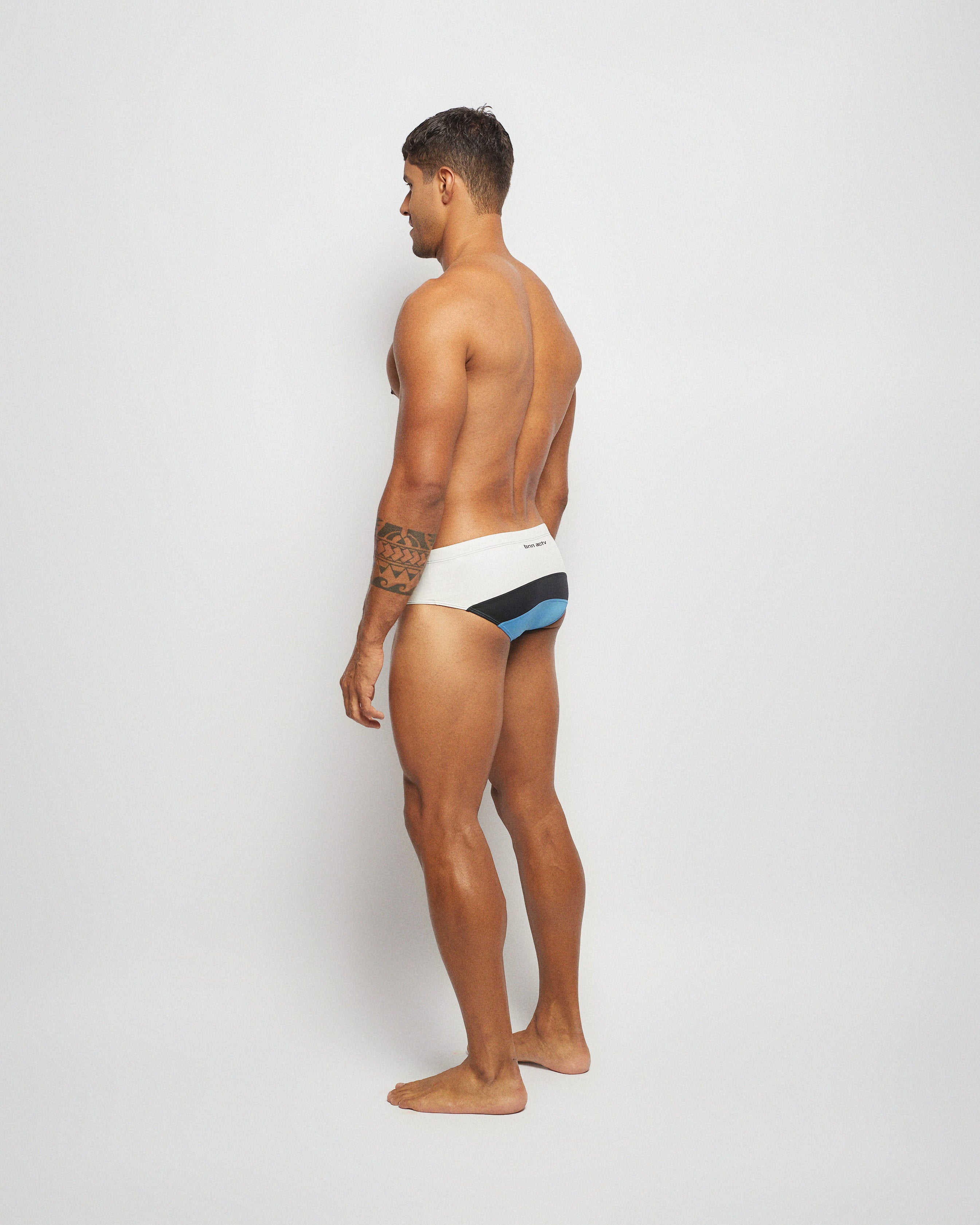 Swim Brief Slip Ouro Active