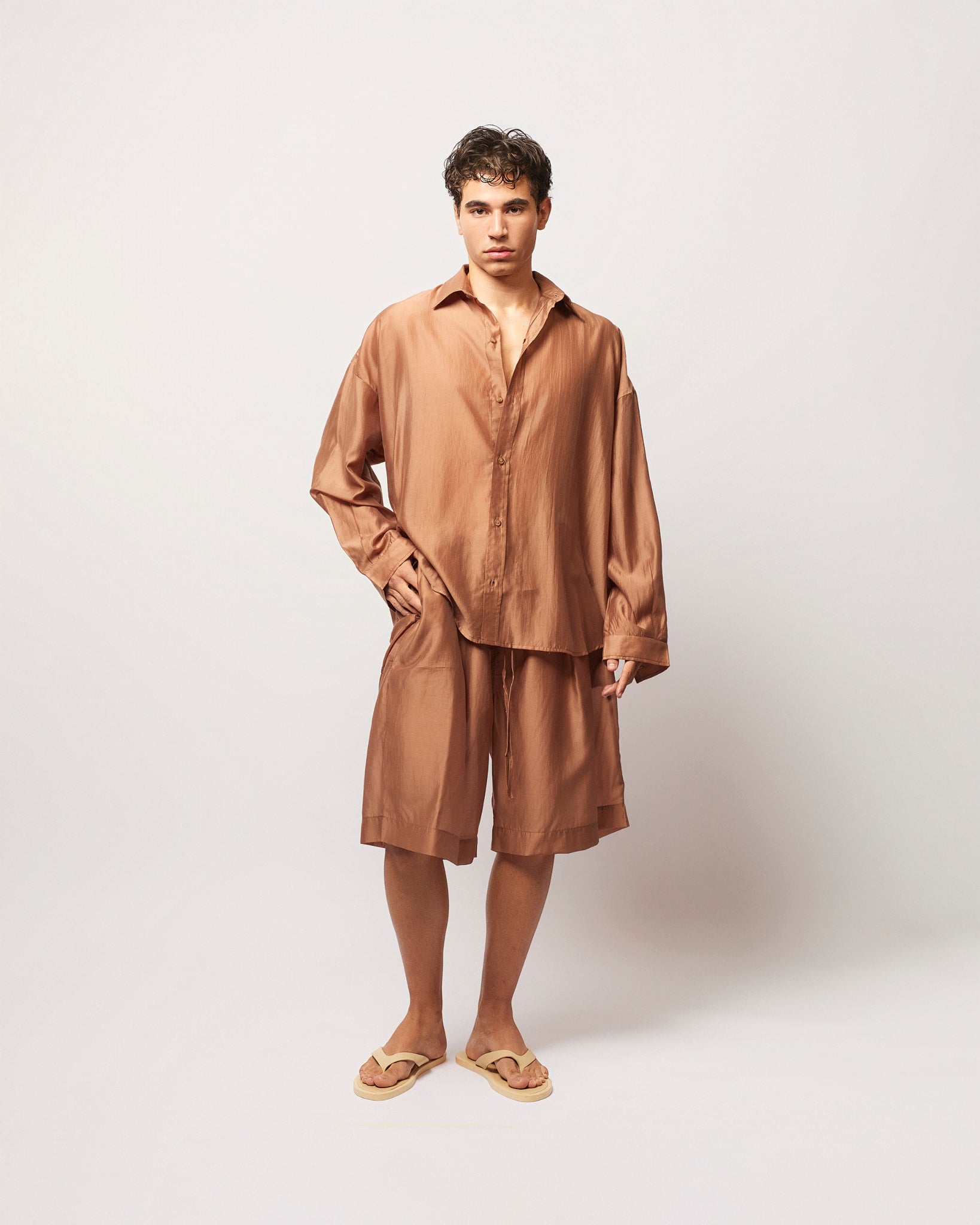 Wide Resort Long Sleeve Shirt